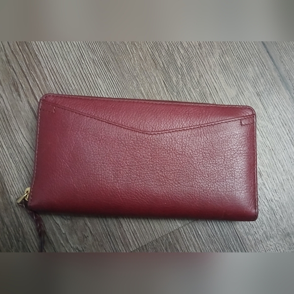 Fossil Burgandy Red Wine Wallet - Picture 7 of 8